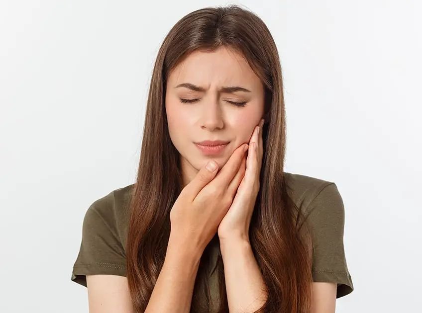 NEWS Maesa Dental Clinic | Klinik Gigi Terbaik - Gigi Berlubang: Masalah Sepele yang Bisa Jadi Ancaman Serius