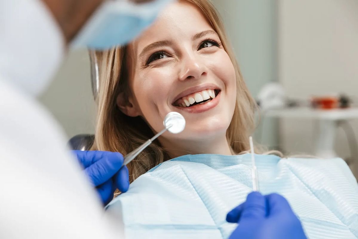 NEWS Maesa Dental Clinic | Klinik Gigi Terbaik - Karang Gigi: Masalah Sepele yang Bisa Menjadi Serius Jika Tidak Dibersihkan